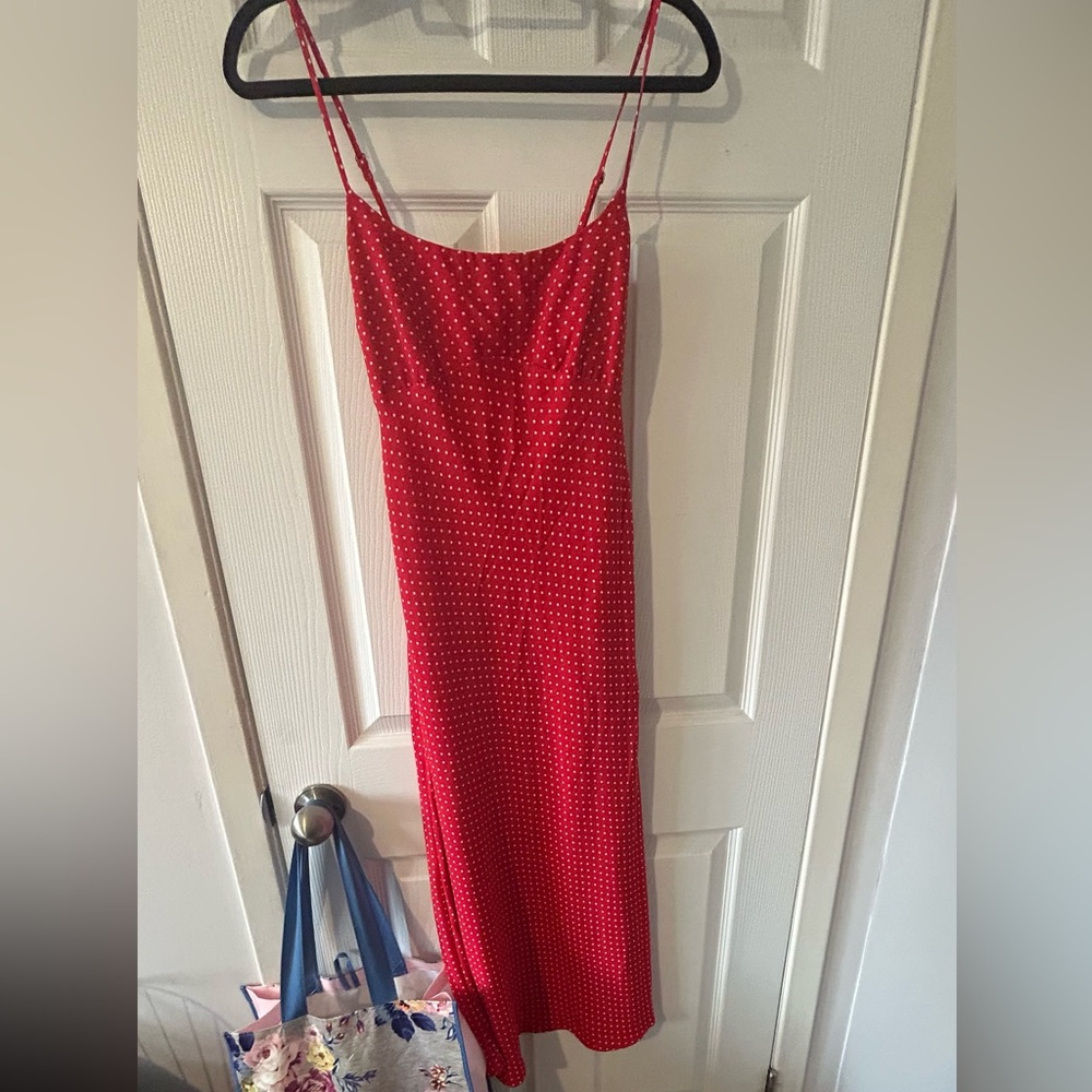 Hollister dress I’m selling cause it doesn’t fit me anymore